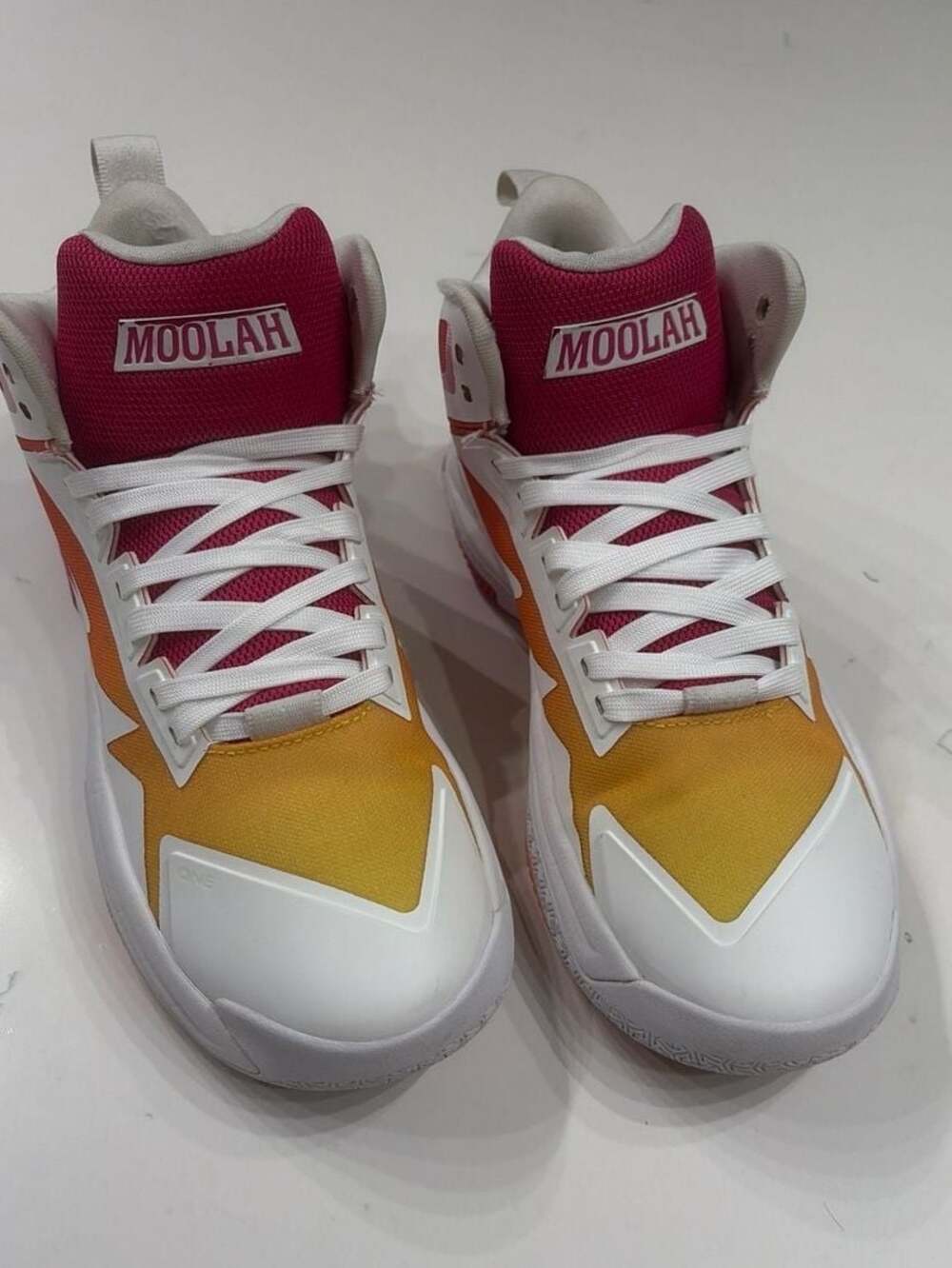 Moolah Kicks Triple Double Women's Basketball Shoes Size 9.5